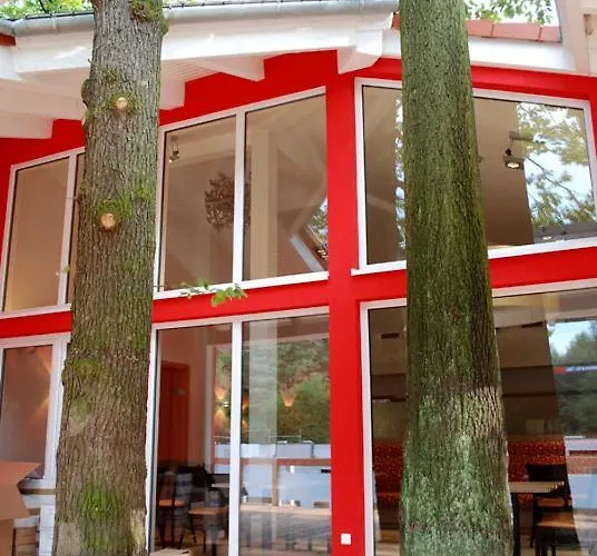 ゲストハウス Restaurant Waldmeisterei