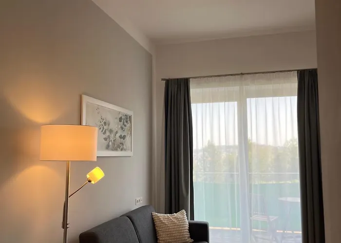 ゲストハウス Restaurant Waldmeisterei ゲーラ